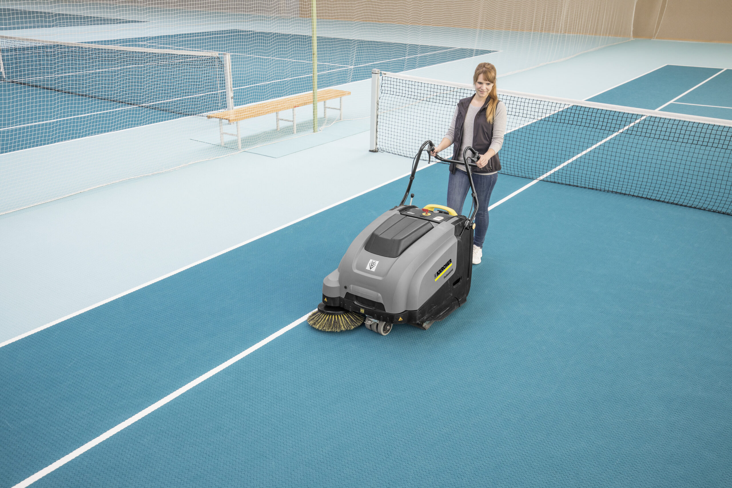 Karcher KM 75/40 BP MF Battery Powered Sweeper - Image 3